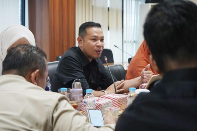 
					LBGTQ jadi ancaman nonmiliter, Dedi Mulyono Desak Wali Kota Bogor agar Terbitkan Perwali P4S